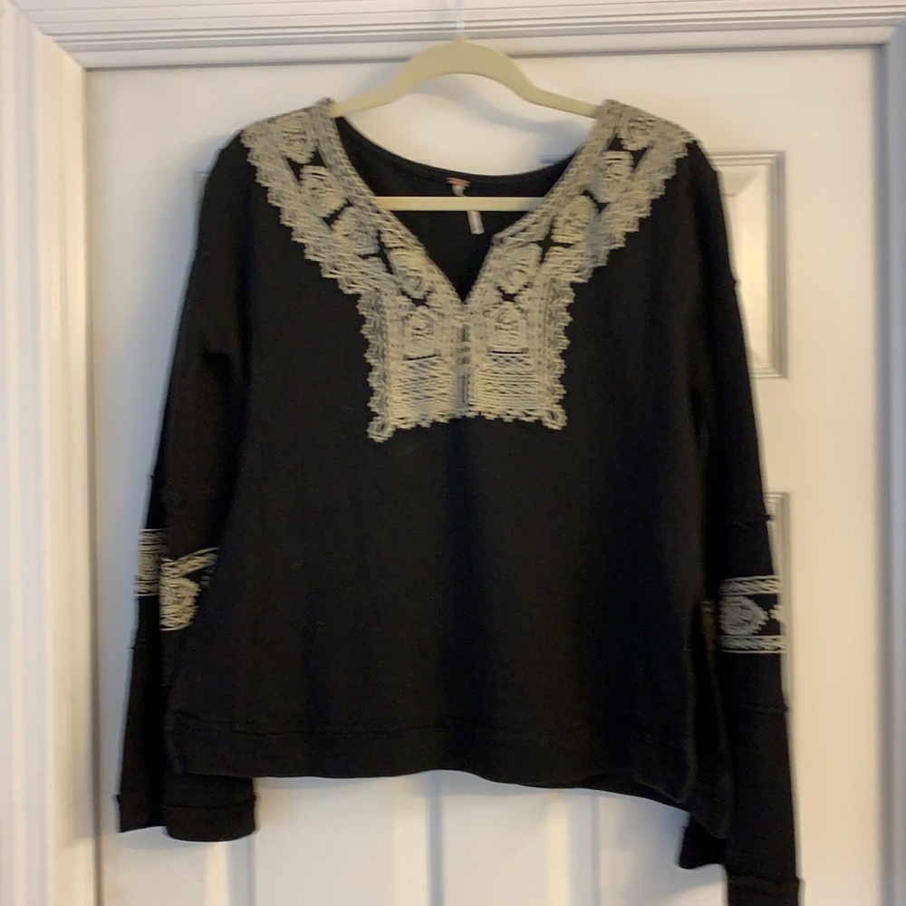 Free people long sleeve top.